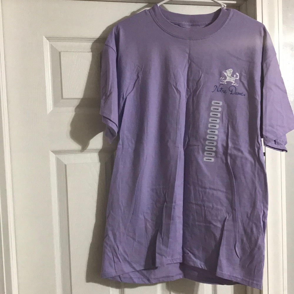 2/$10 NWT Notre Dame Women’s Lake Tee